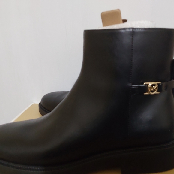 MICHAEL Michael Kors Black Leather Ankle Boots with Gold Zipper Pull - Picture 11 of 13